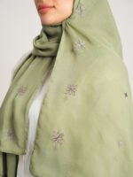 ⁦طرحه بوال طبقتين باقة الورد فستقي فاتح⁩ - الصورة ⁦2⁩