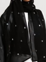 ⁦طرحه القلرب الرمادية أسود⁩ - الصورة ⁦7⁩