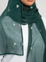 ⁦طرحه بوال طبقة ورود القلب أخضر غامق⁩ - الصورة ⁦3⁩