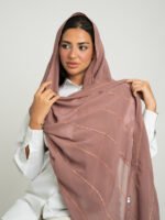 ⁦طرحة خطوط السلسلة ليزر لحمي⁩ - الصورة ⁦2⁩