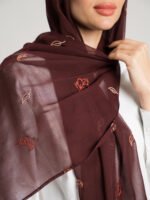 ⁦طرحه بوال طبقة أوراق الخريف عودي⁩ - الصورة ⁦3⁩