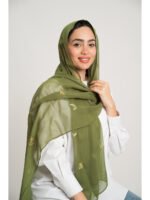 ⁦طرحه بوال طبقة أوراق الخريف زيتي⁩ - الصورة ⁦2⁩