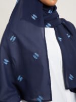 ⁦طرحة زهر الصنوبر ليزر كحلي⁩ - الصورة ⁦3⁩