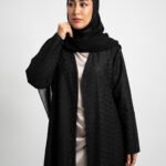 عباية نص كلوش بتلات ركامة أسود