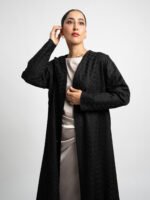 ⁦عباية نص كلوش بتلات ركامة أسود⁩ - الصورة ⁦7⁩