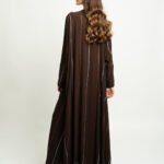 عباية نص كلوش خطوط السلسلة بني داكن