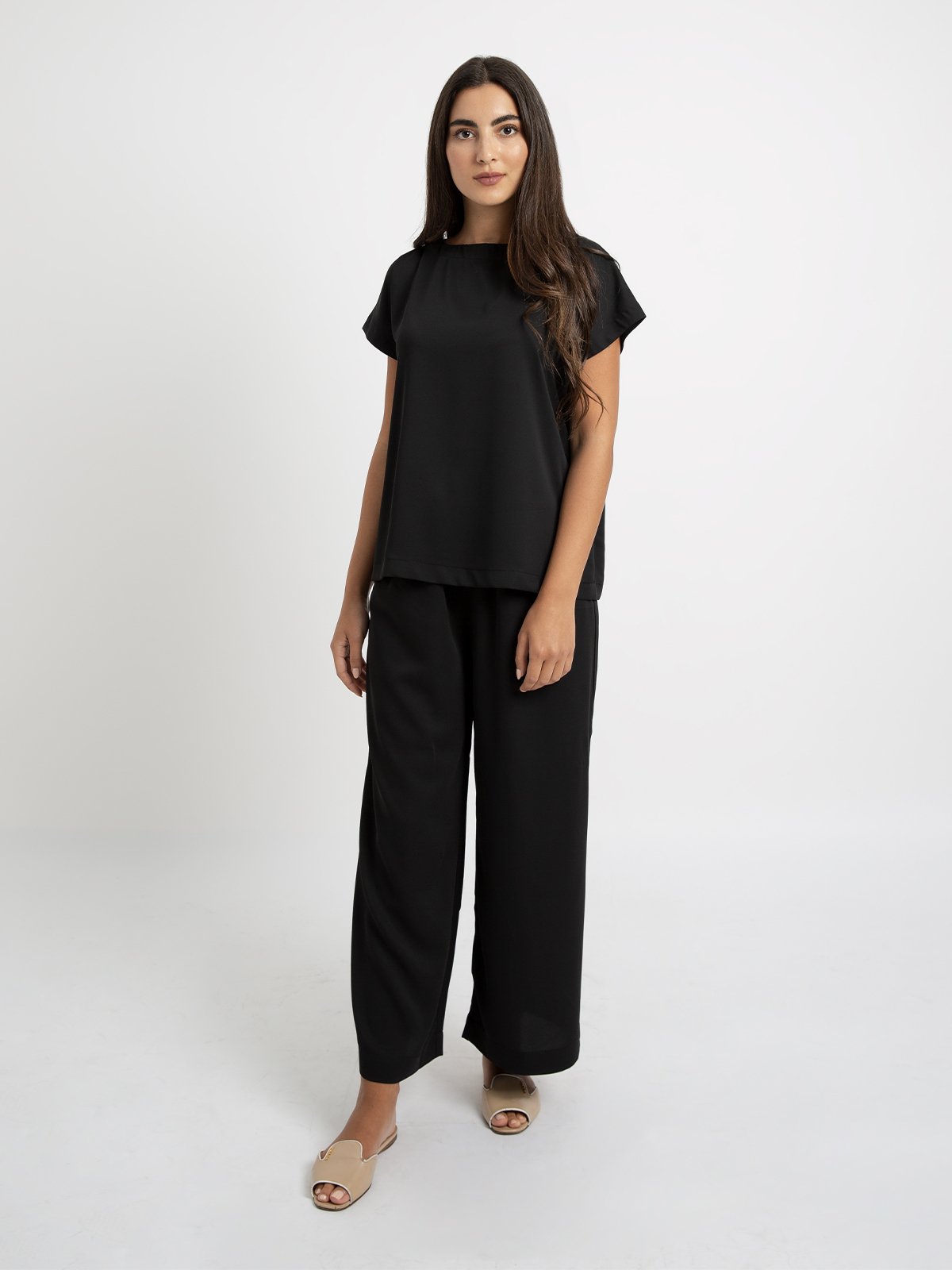 32401ss0625chplbk-1-base.jpg طقم خفيف أسود - الصورة 1