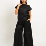 طقم كتان خفيف أسود