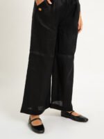 ⁦طقم كتان خفيف أسود⁩ - الصورة ⁦8⁩